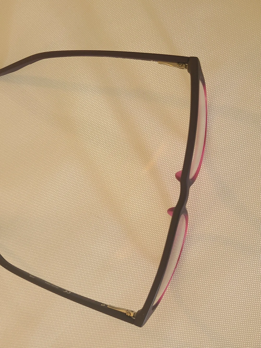 Nike Women's Ombre Navy to Pink Glasses